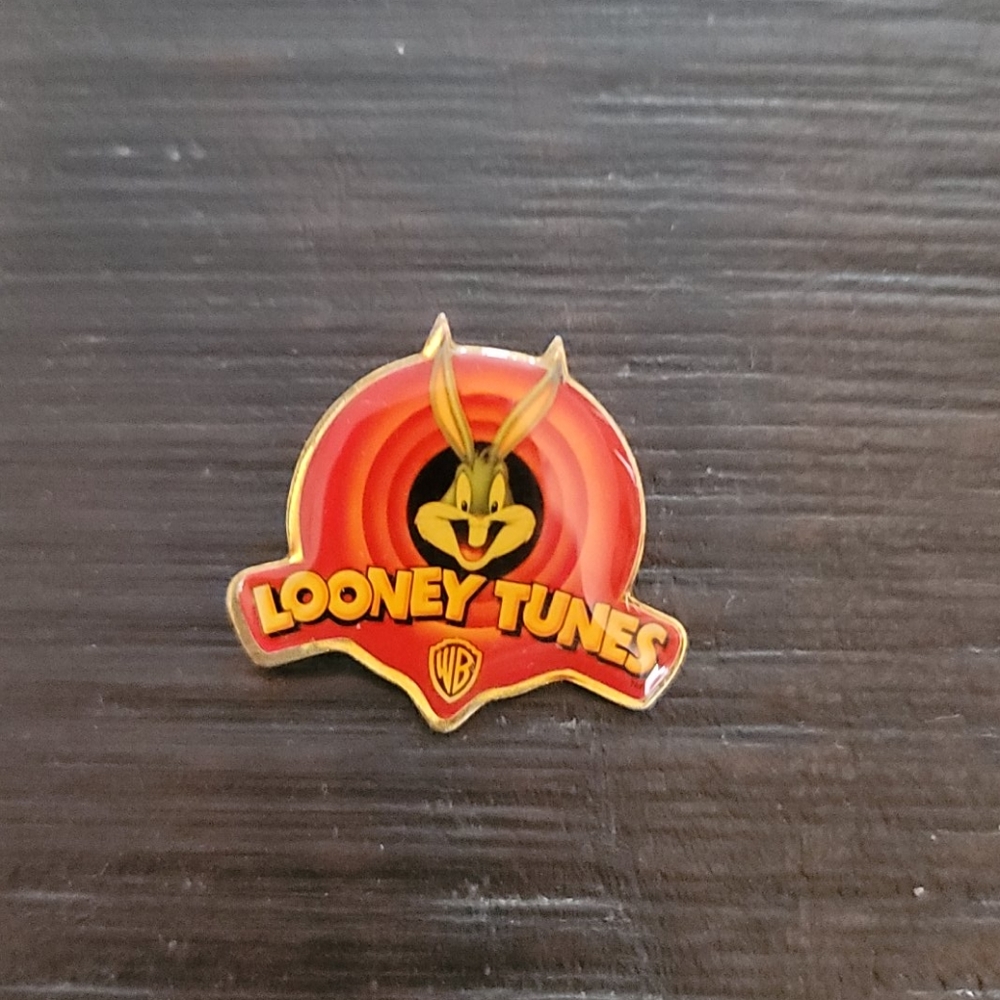Looney Tunes Pin